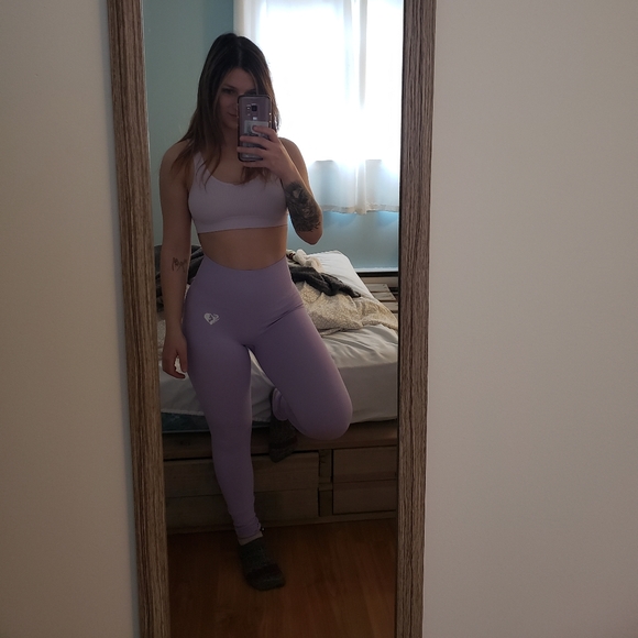 Meet your Posher, Sara-maude - Picture 1 of 1